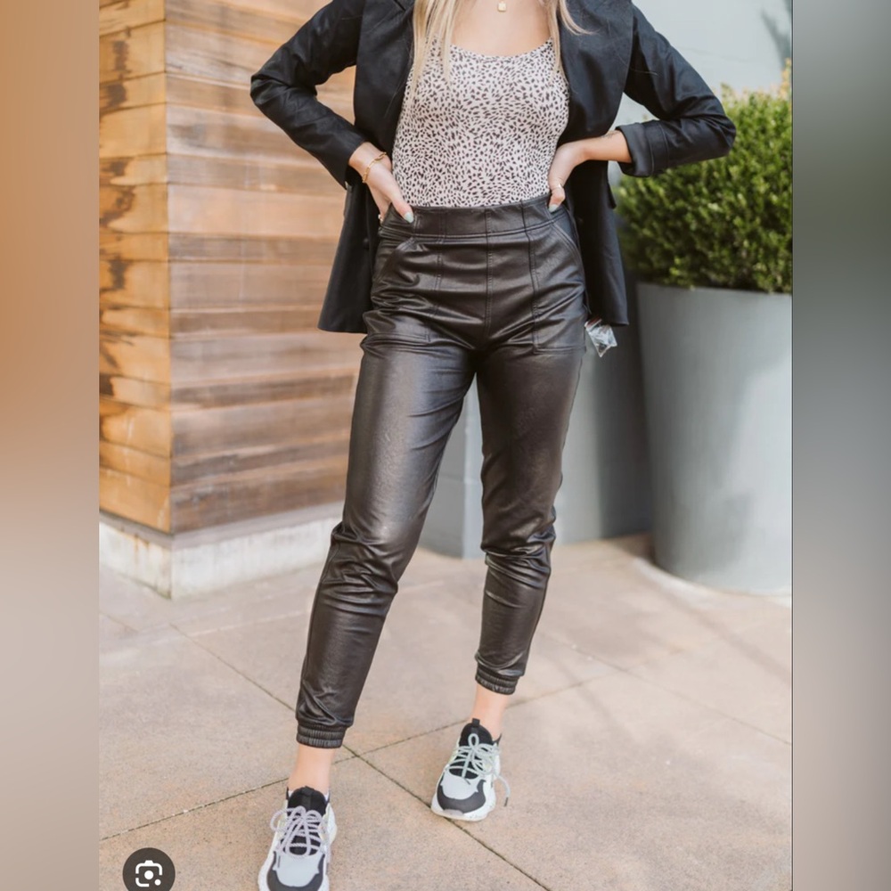 Spanx faux leather joggers excellent condition